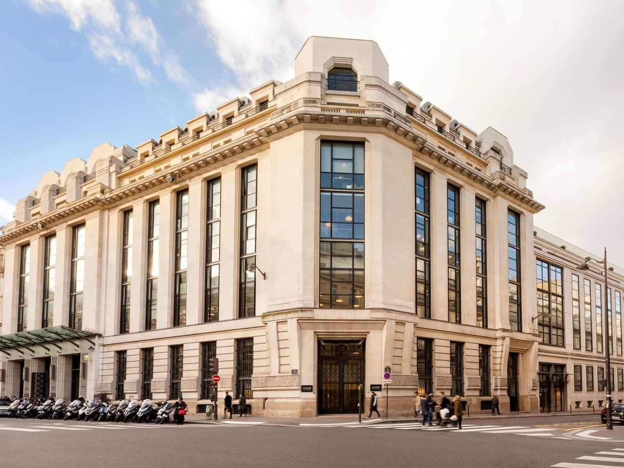 centreon-summit-2025-wework-exterieur centreon-summit-2025-wework-exterieur